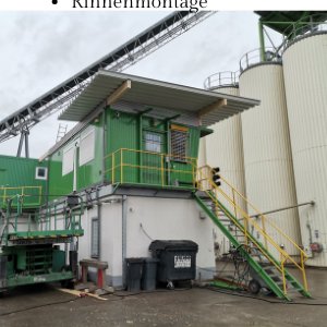Überdachung für Arbeitscontainer – Detail